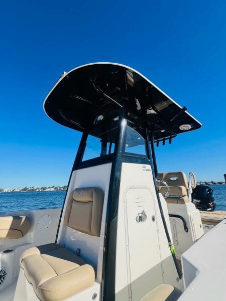 2020 NauticStar 251 Hybrid