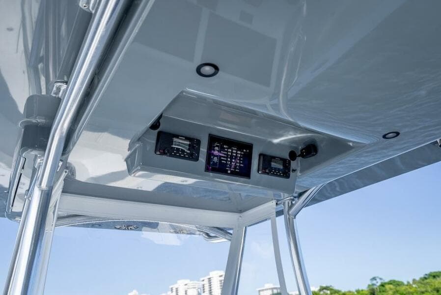 2025 Billfish 39 Center Console w/Tower