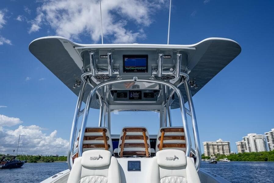 2025 Billfish 39 Center Console w/Tower