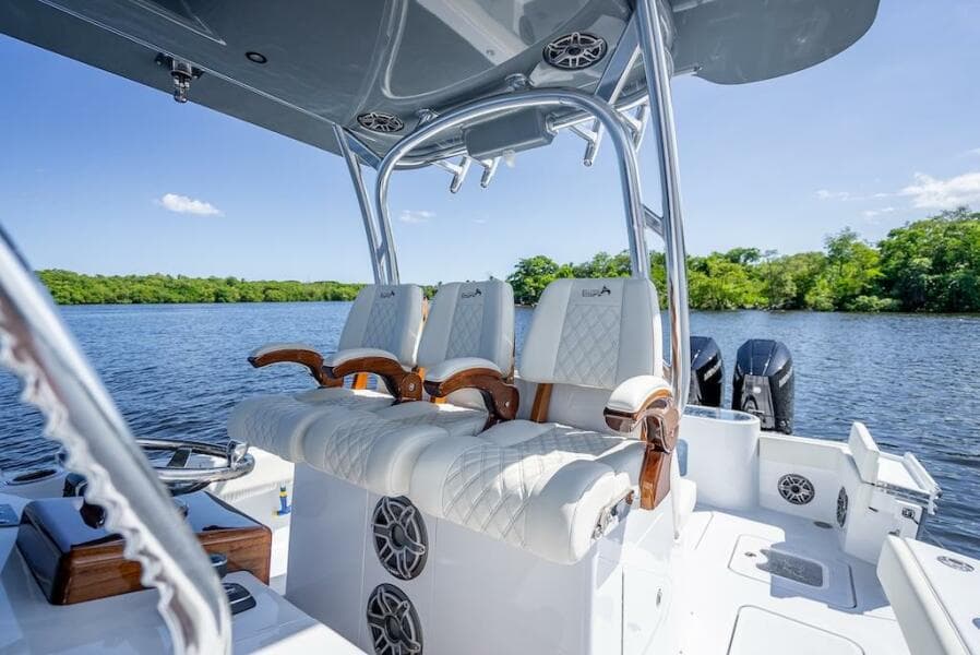 2025 Billfish 39 Center Console w/Tower