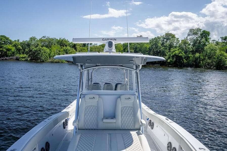2025 Billfish 39 Center Console w/Tower