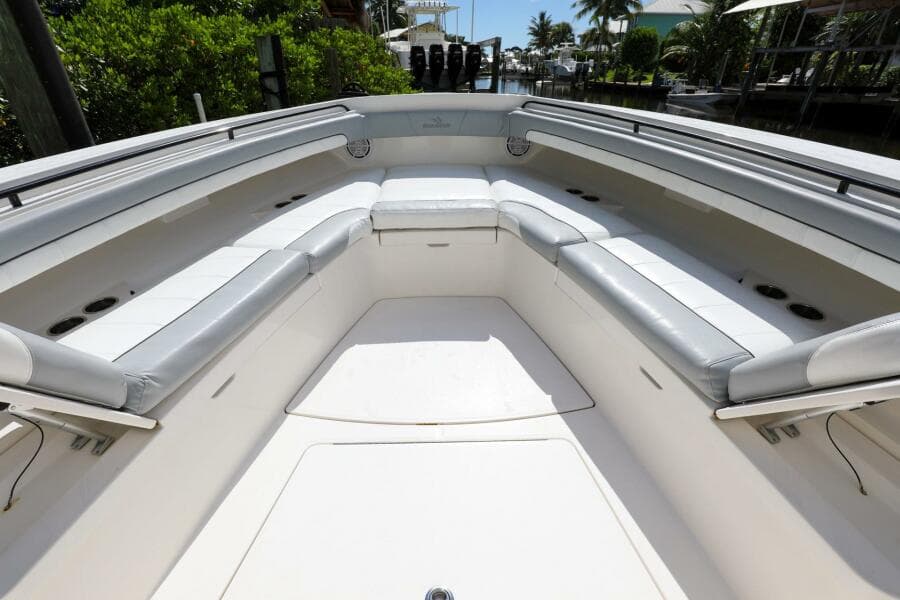 2020 Regulator 41 boat with spacious seating area and sleek design.