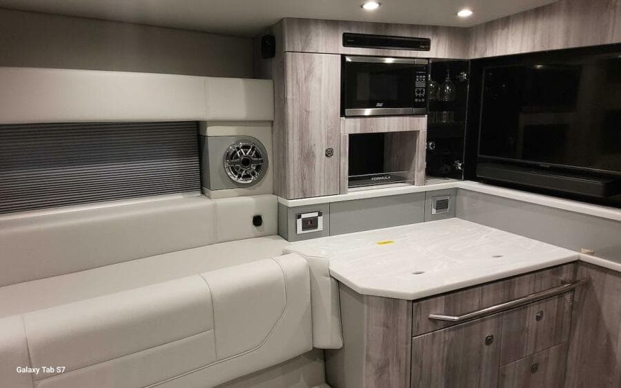 2024 Formula 430 Super Sport Crossover