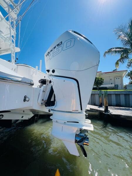 2015 Billfish 39 Custom CC with Mercury Racing 450R outboard engine.