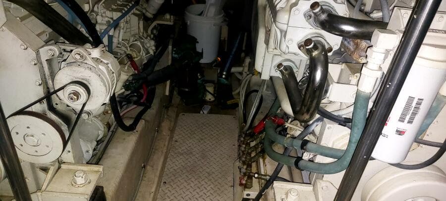 2003 Sea Ray 480 Motor Yacht