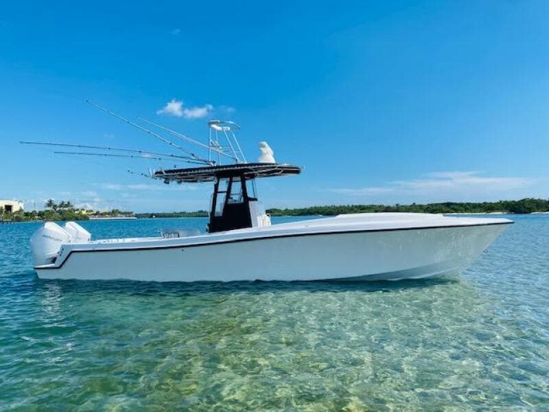 2004 Contender 31 Cuddy