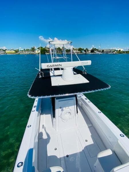 2004 Contender 31 Cuddy