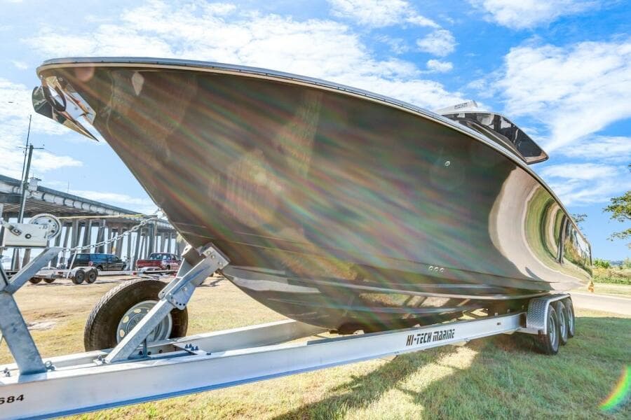 2022 Sportsman Open 352 Center Console