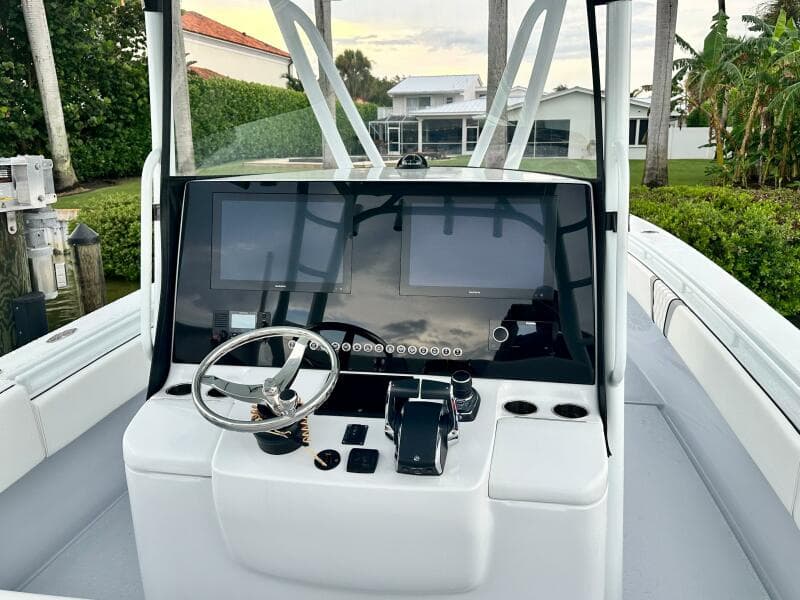 2024 Contender 39 ST