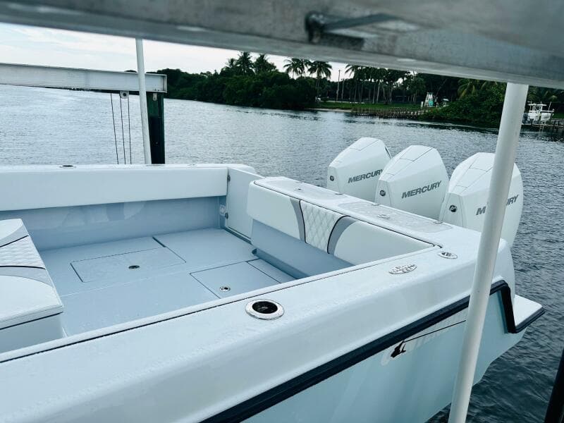 2024 Contender 39 ST