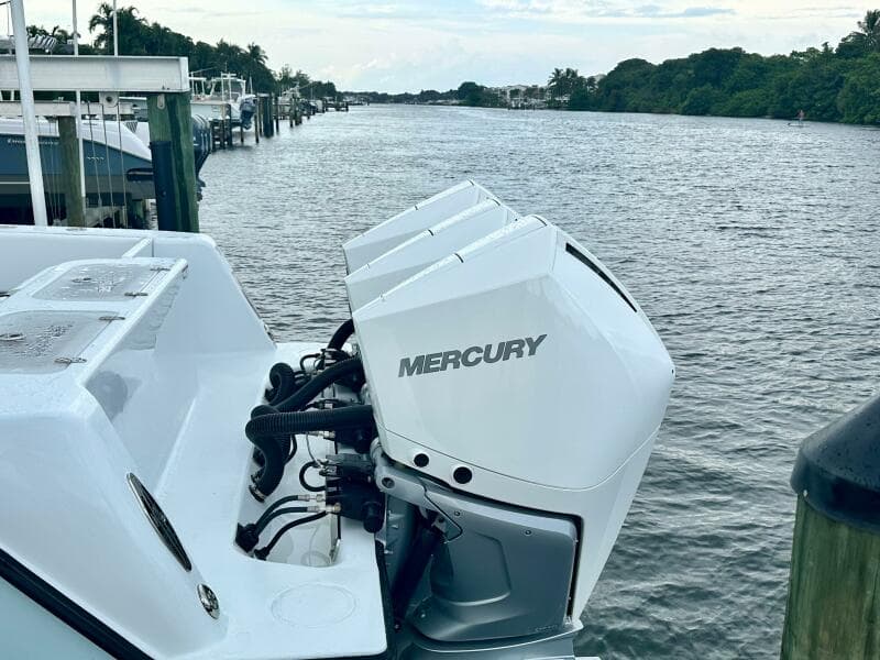 2024 Contender 39 ST