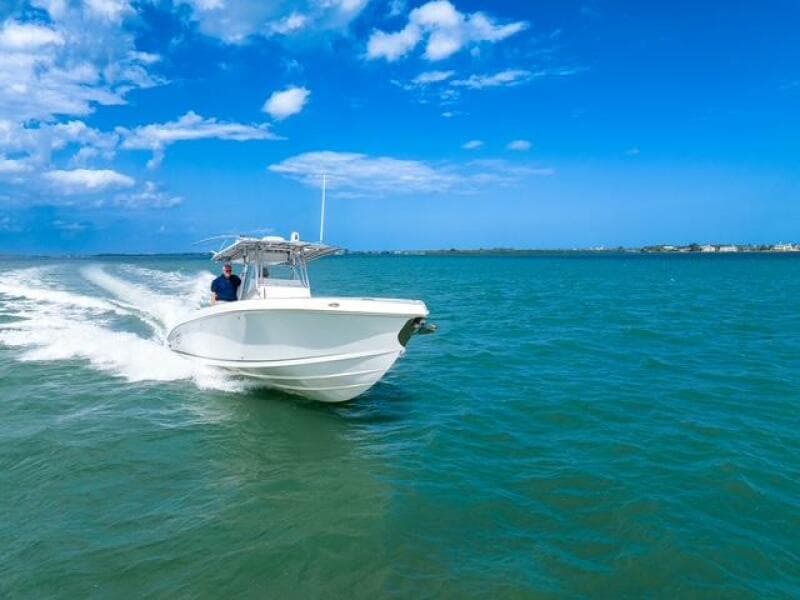 2007 Spectre 37 Center Console