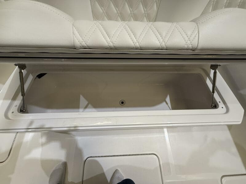 2022 Invincible 39 Open Fisherman Leaning Post Cooler w/ Chiller Plate