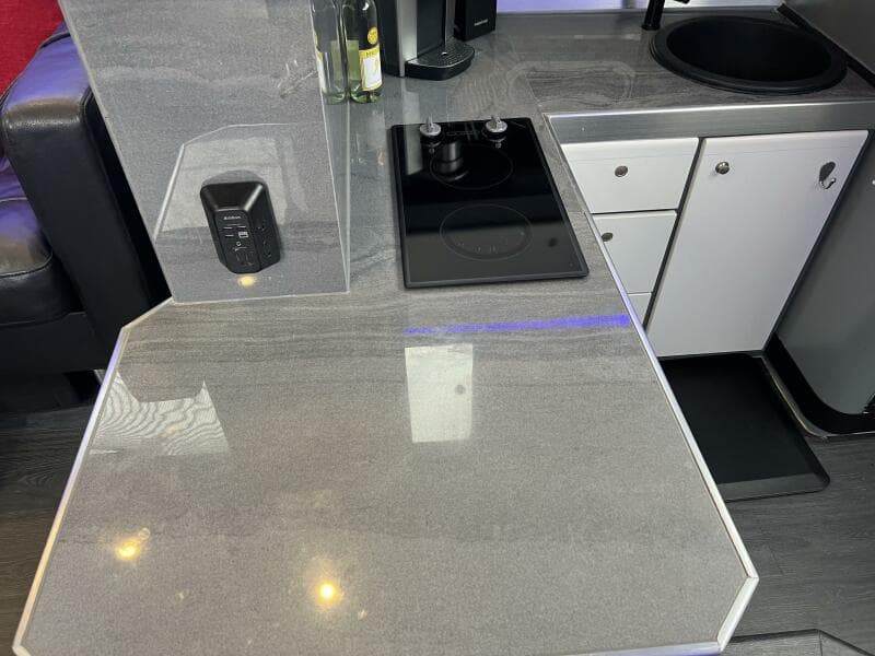 1996 Cruisers Yachts 3650 AFT CABIN