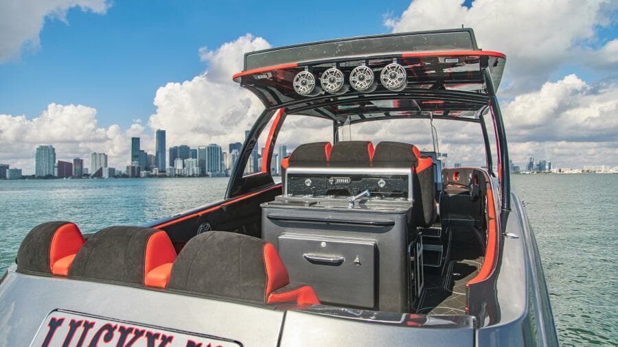 Aerial Bow Quarter Running