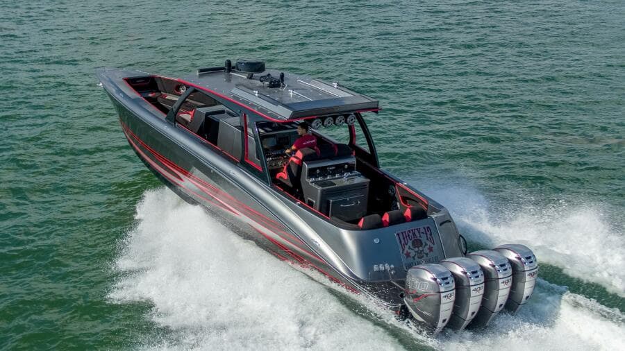 Aerial Overhead at Rest