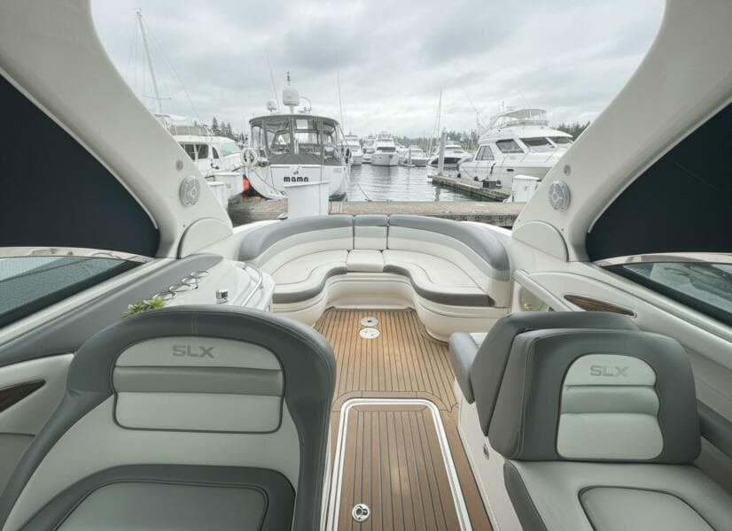 2007 Sea Ray 29SLX with cuddy cabin