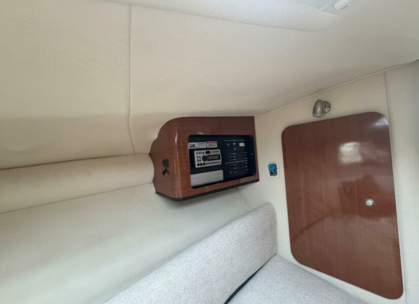 2007 Sea Ray 29SLX with cuddy cabin