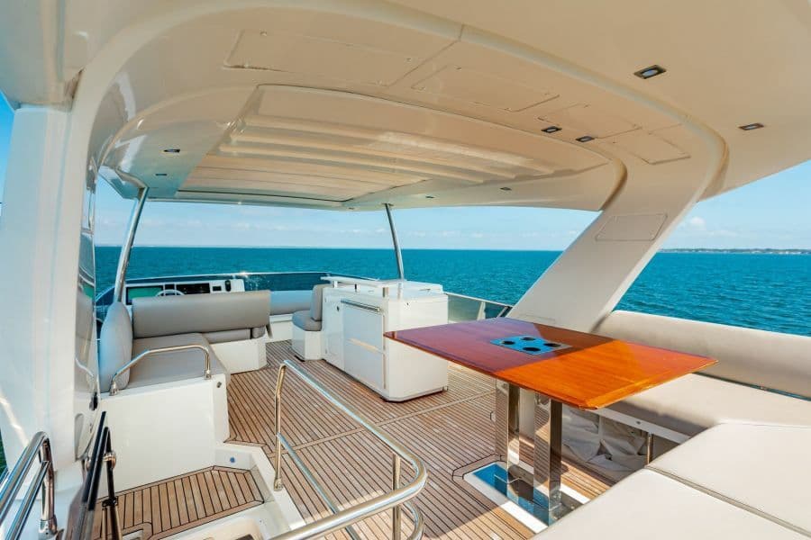 2020 Prestige 630 FB  Flybridge 1