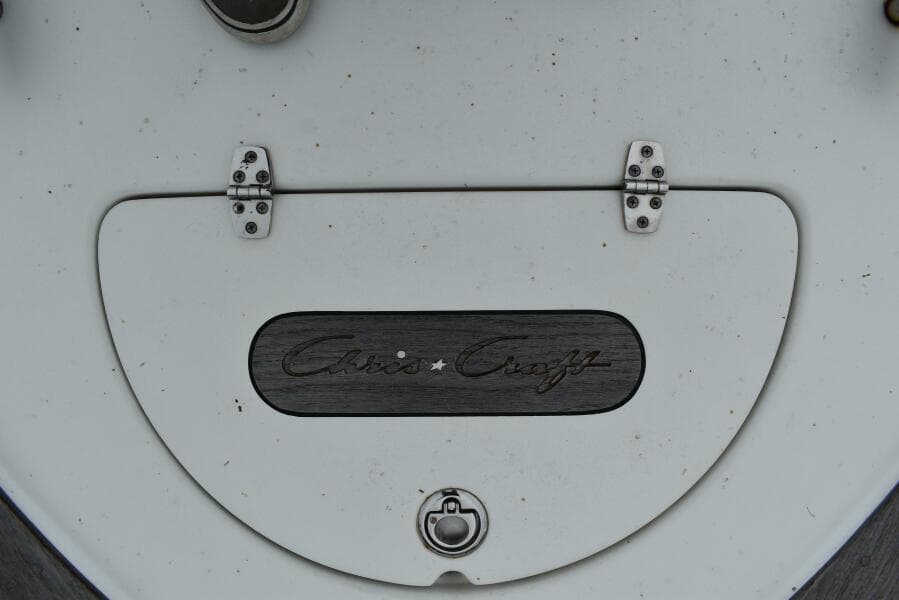 2009 Chris-Craft Corsair 25