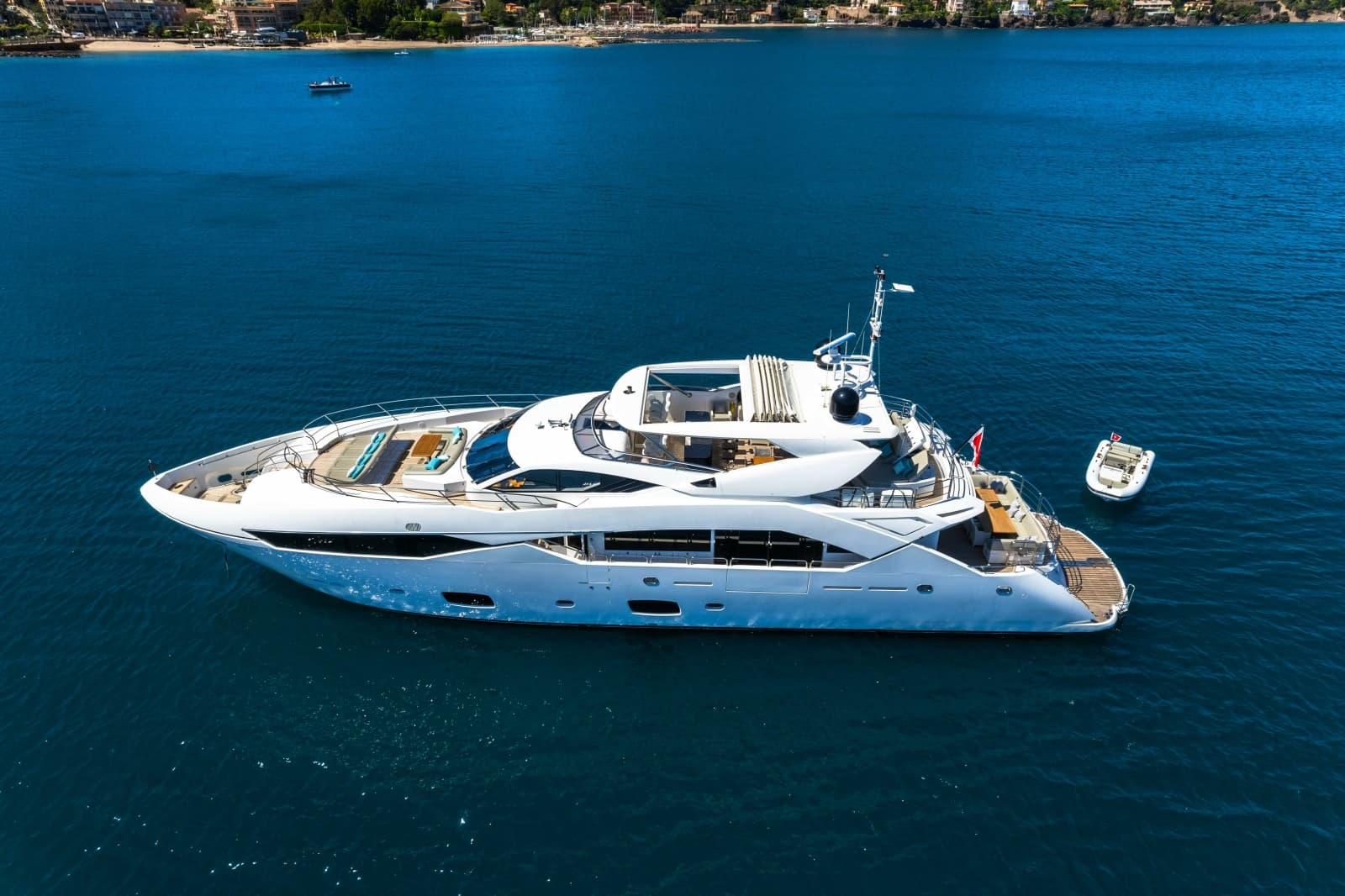 2014 Sunseeker Sunseeker 115 Sport Yacht - Photo 29