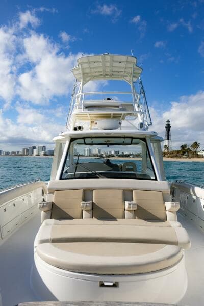 2017 Boston Whaler  - Photo 5