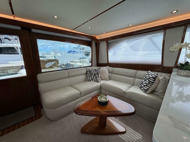 2007 Viking 52 Convertible