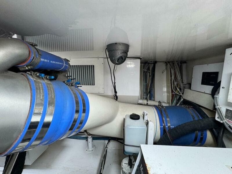 2007 Viking 52 Convertible