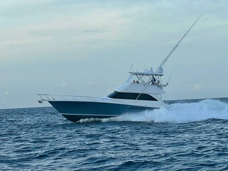 2007 Viking 52 Convertible
