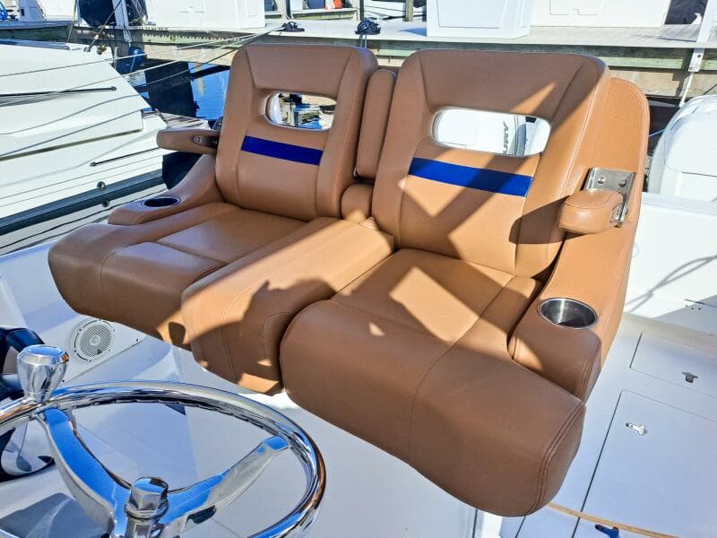 2018 Intrepid 375 Walkaround