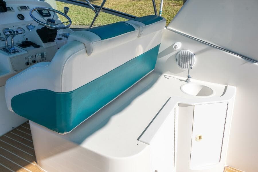 1995 Cruisers ESPRIT 3570