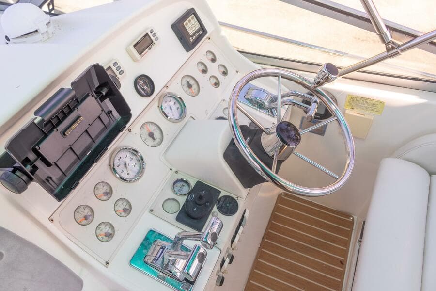 1995 Cruisers ESPRIT 3570