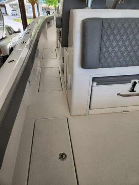 2023 Front Runner 36 CC