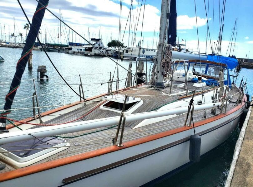 1997 Tayana 52
