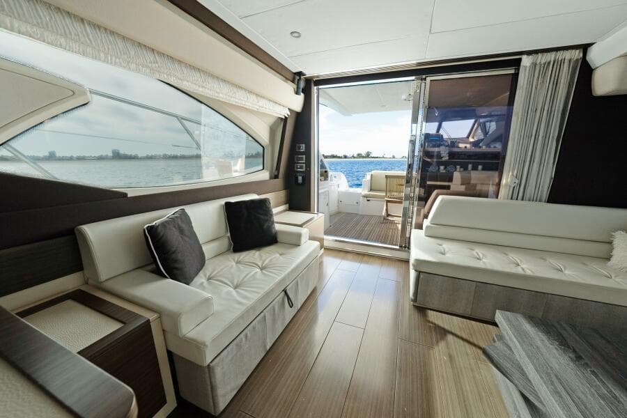 2017 Azimut 60 Flybridge