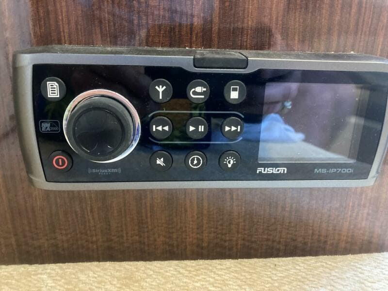 2015 Regal 28 Express