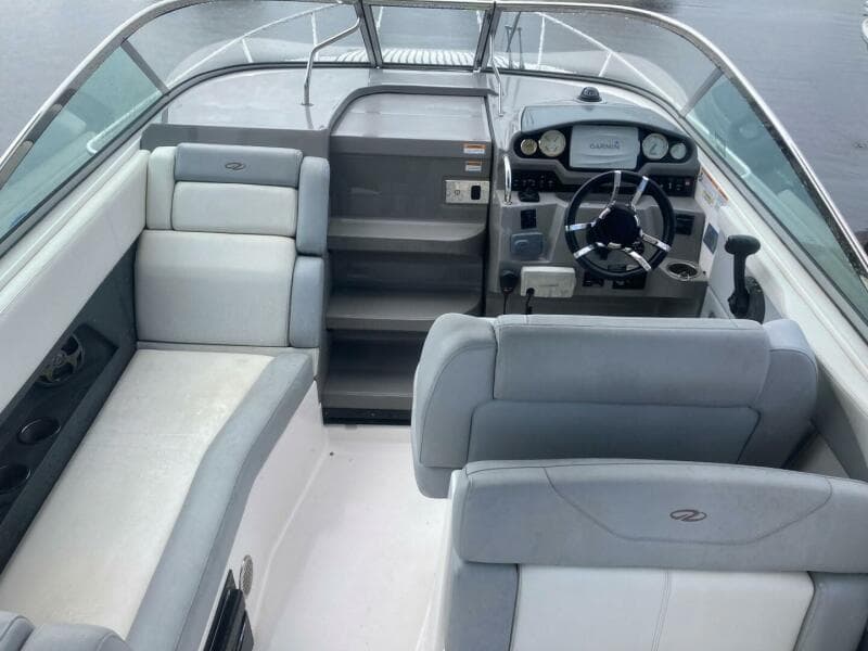 2015 Regal 28 Express