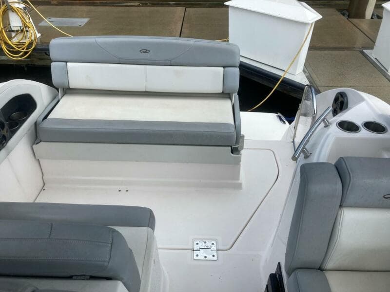 2015 Regal 28 Express