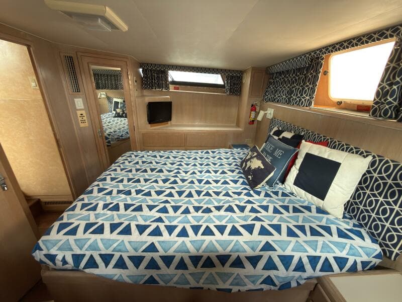 1994 Hatteras Double Cabin