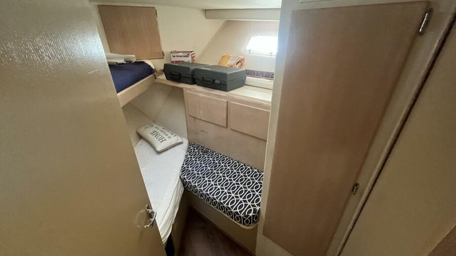 1994 Hatteras Double Cabin
