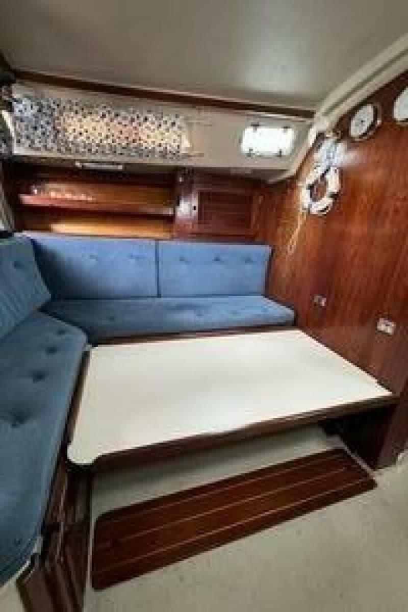 1988 Catalina 30 - Photo 11