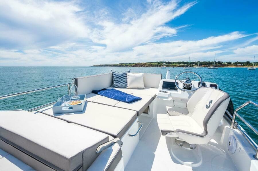 2026 Beneteau Antares 11 Fly