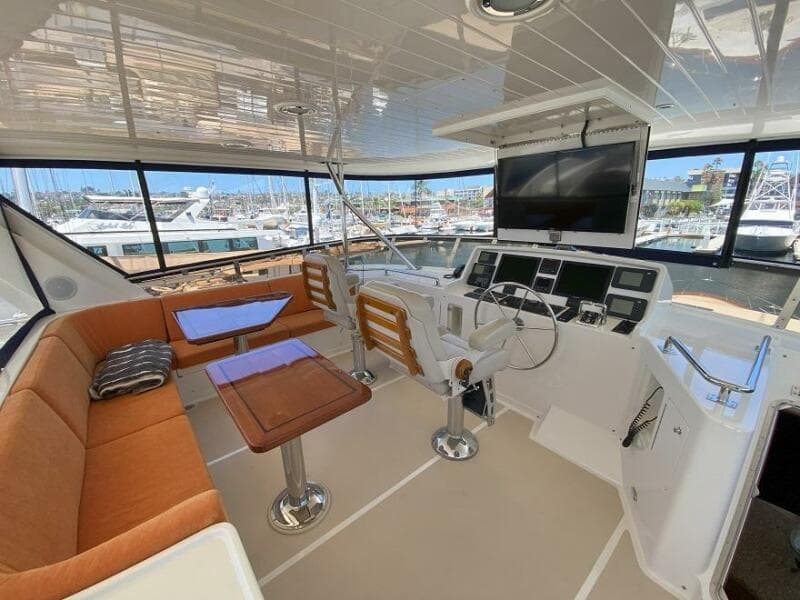 2005 Offshore Yachts 