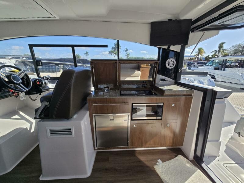 2020 Four Winns V355 Coupe OB