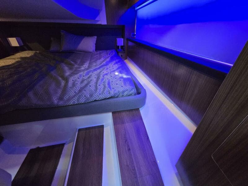 2020 Four Winns V355 Coupe OB