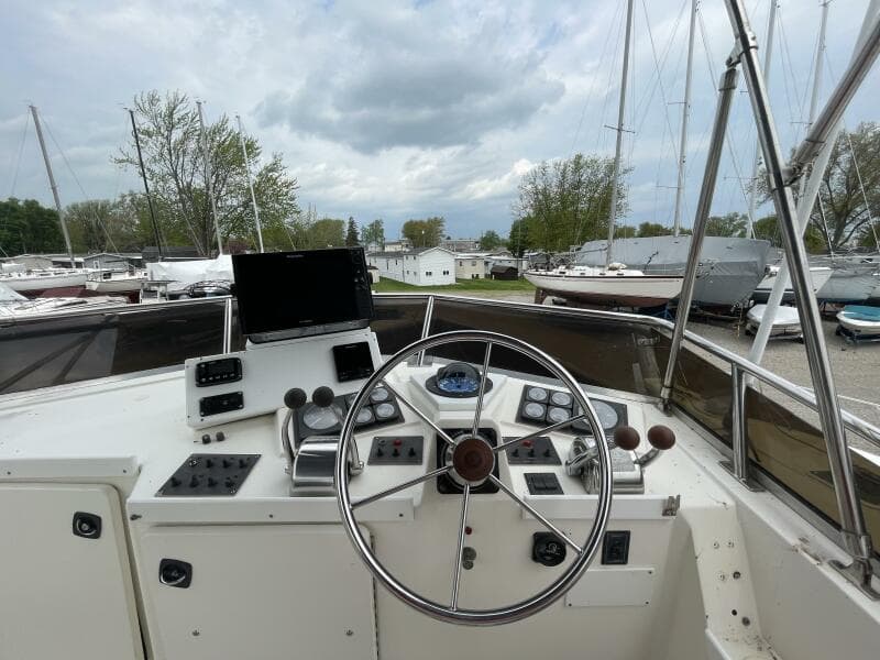 1998 Sabre 36 Fast Trawler - Photo 18