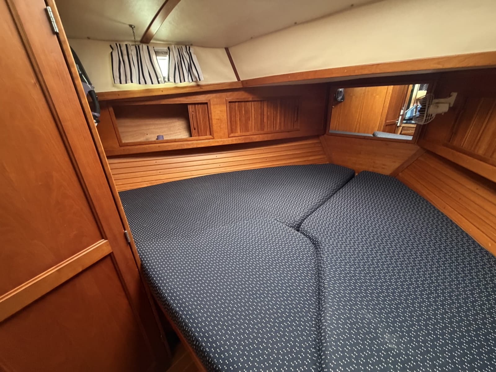 1998 Sabre 36 Fast Trawler - Photo 42
