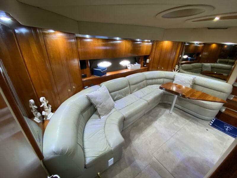 2006 Cruisers Yachts 52 Express - Photo 27