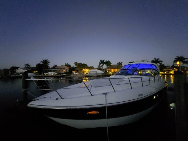 2006 Cruisers Yachts 52 Express - Photo 53