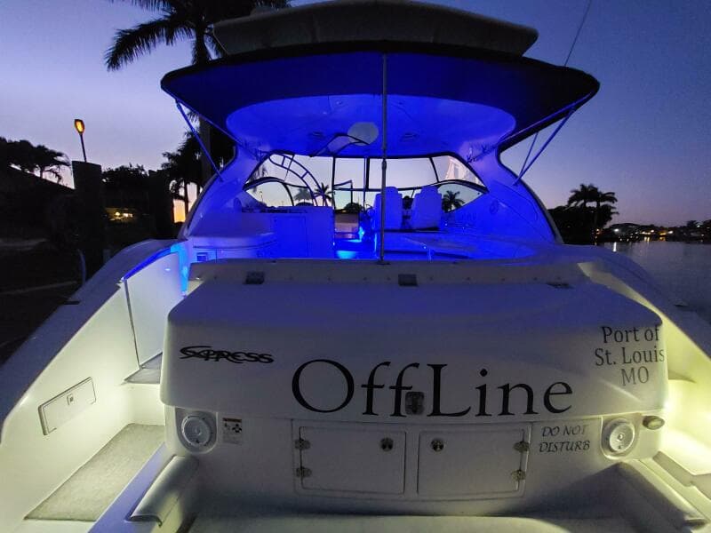 2006 Cruisers Yachts 52 Express - Photo 52